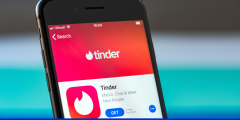 Tinder za darmo? Jak z niego korzystać i co można osiągnąć